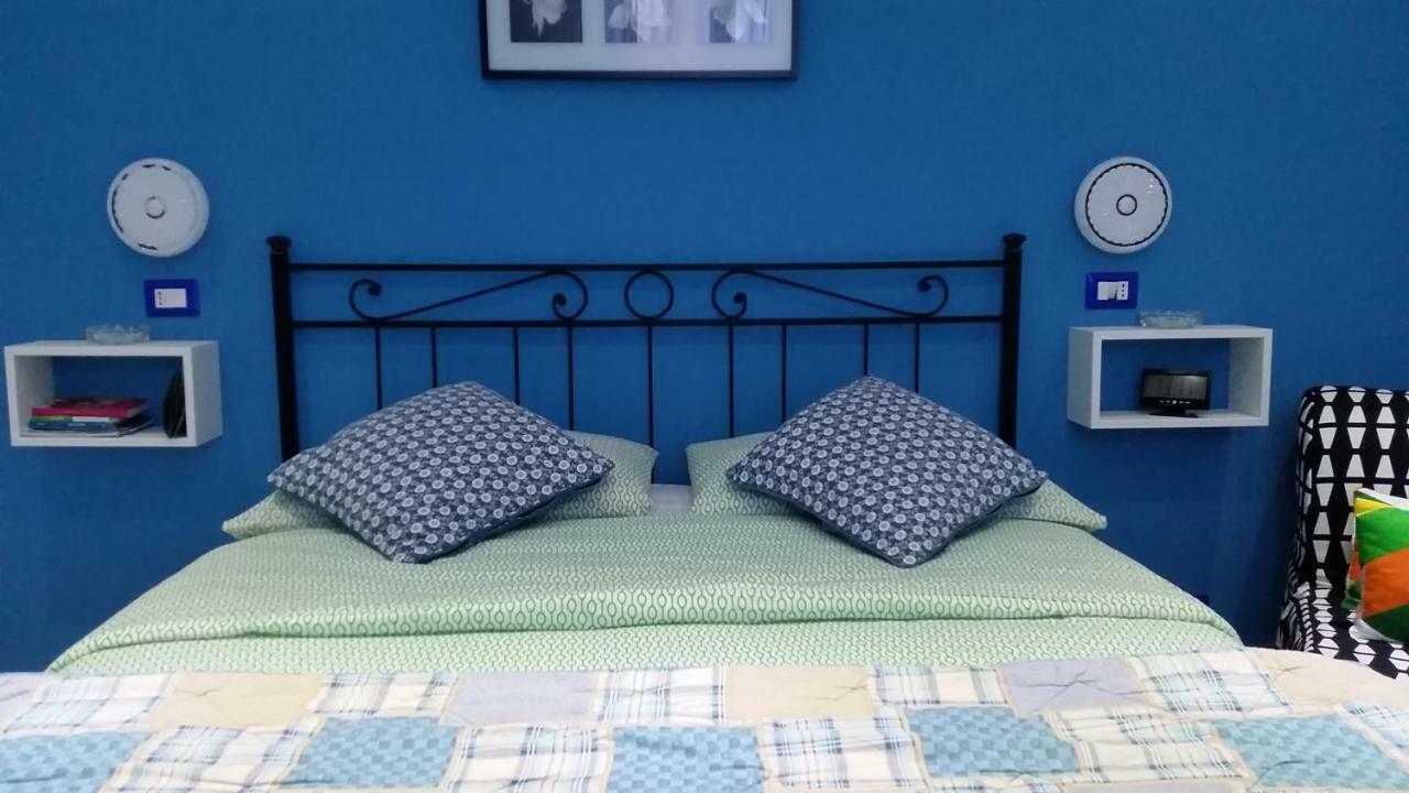 San Nicola Apartment Blu Наполи Екстериор снимка